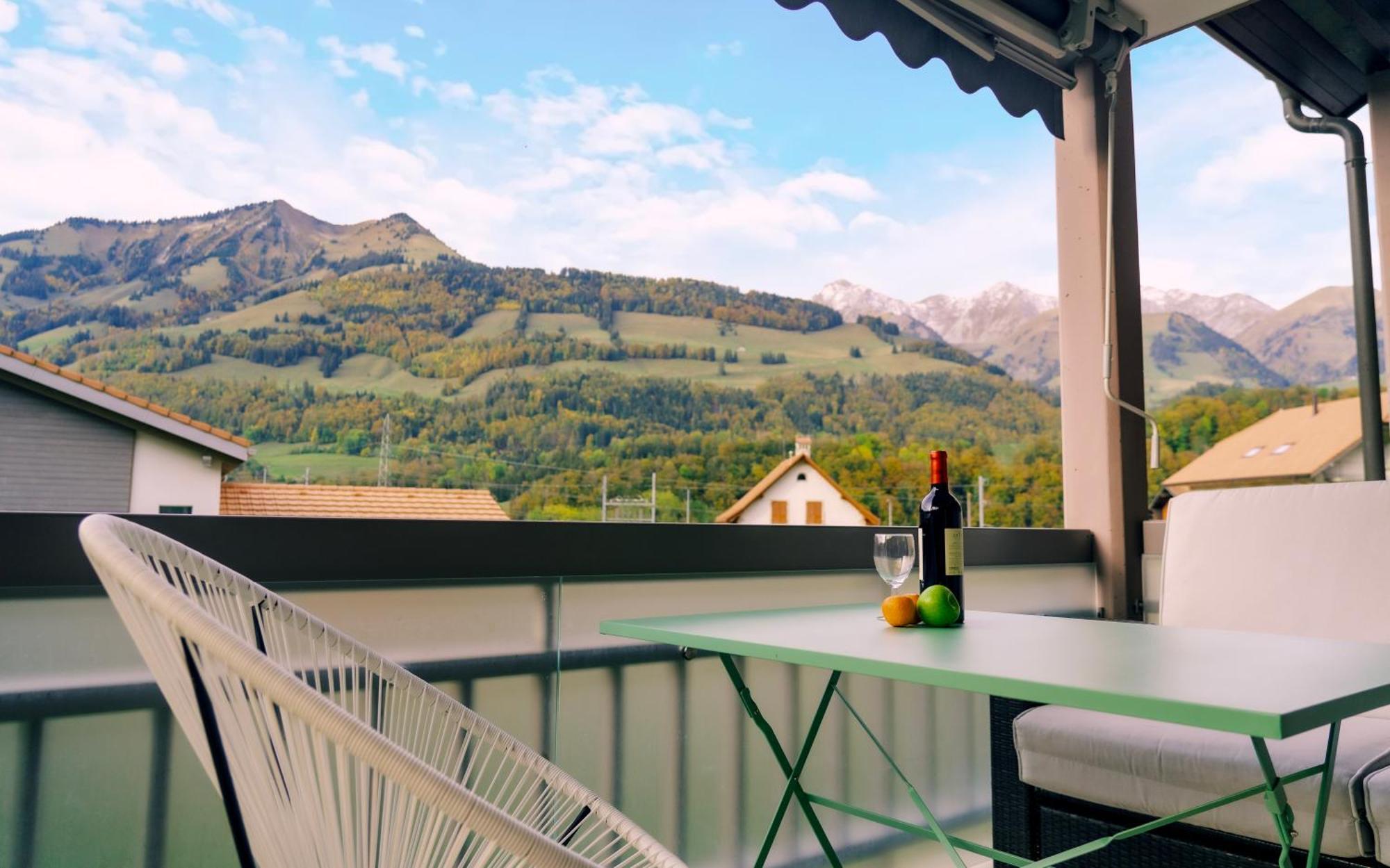 Gruyere Alpes Appartement 3 Chambres Bbq Parking Neirivue Екстериор снимка
